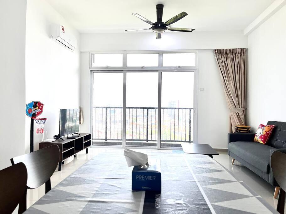 Urban Home-Swimming Pool-City Center Malacca エクステリア 写真