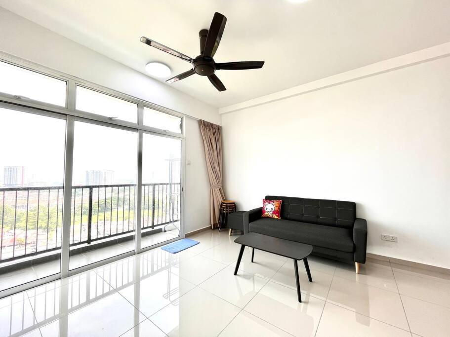 Urban Home-Swimming Pool-City Center Malacca エクステリア 写真